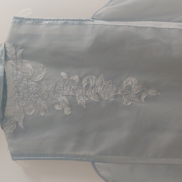Designer top - Picture 3 of 5